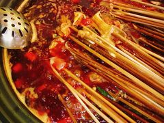 -钢管厂五区小郡肝串串香(奥克斯广场锦城万达店)