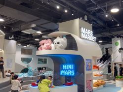 -MINI MARS KIDS CLUB亲子家庭中心(长宁天山店)