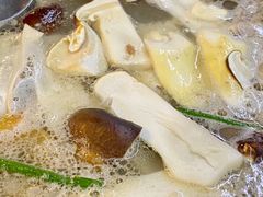 -老石黑山羊毛驴肉火锅(金凯广场店)
