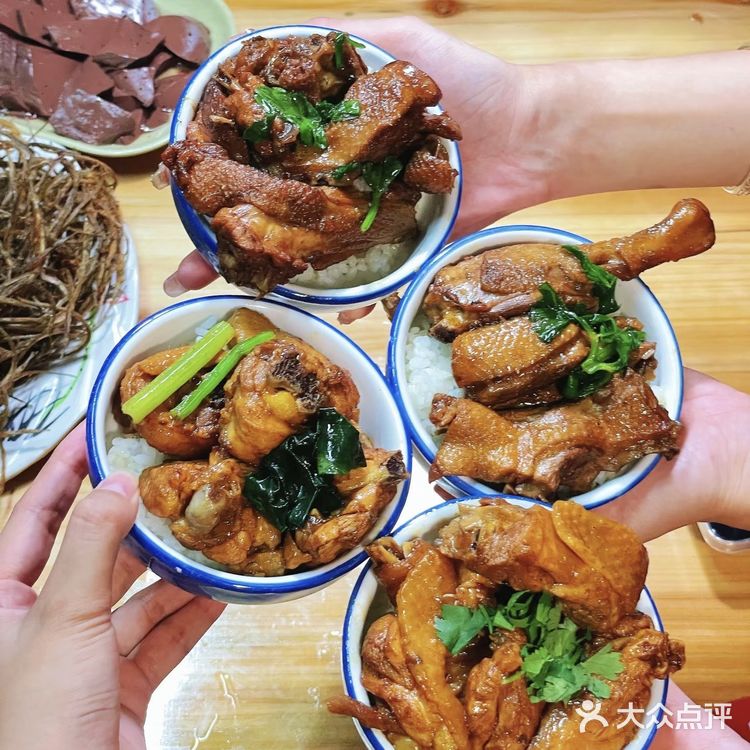 本地人带路才吃得到的三亚正宗屯昌香草鸭