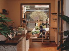 -Line 咖啡(石厦花园店)