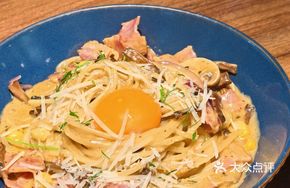 Pria Grilled Wild Mushroom Bacon Truffle Pasta