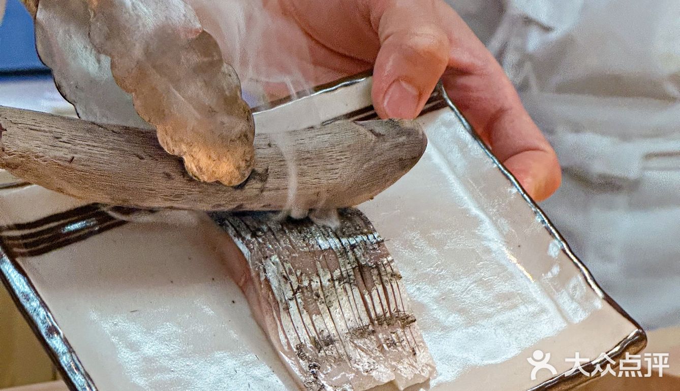 人均2k独栋日料店🍣一线湖景赏荷花