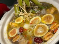 老广竹蔗无花果鲜鸡煲-一川二水•粤川醉(CP静安店)
