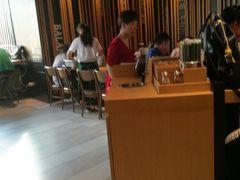 大堂-星巴克(来福士2F店)