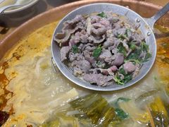 -洱火云南酸菜牛肉火锅(石景山当代商城店)