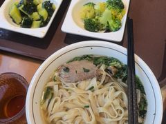 -伊京轩兰州牛肉面(闹市口店)