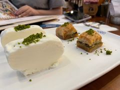 -MADO冰淇淋咖啡馆(淘金店)