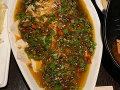 过水大鲫鱼-舌尖上的食缘花园主题餐厅