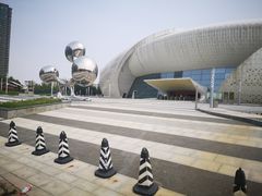 -梦东方未来世界航天主题乐园