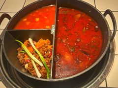 -热火朝天鲜切牛肉火锅(南强街巷店)