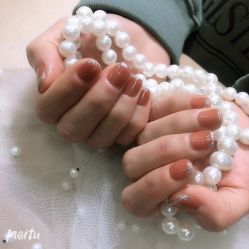 -阿噶西美甲美睫