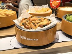 -龍歌自助小火锅(城阳万象汇店)