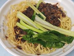 -颂记牛肉粉