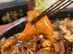 -烧哥美蛙肥肠鱼火锅·十五年社区店