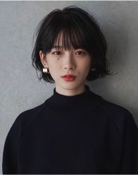 -变画·发型STUDIO