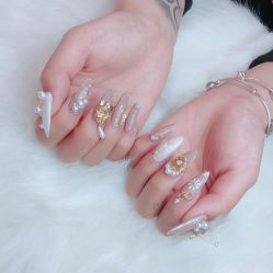 -Pink You美甲美睫纹绣定制中心