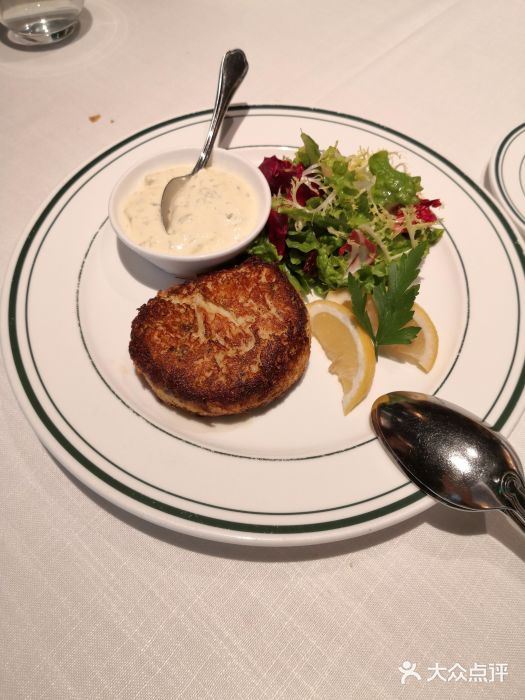 Wolfgang’s Steakhouse 沃夫冈牛排馆(上海白玉兰广场店)招牌蟹肉饼图片