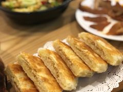-小镇大厨新概念复合中餐厅(万达广场大连高新店)