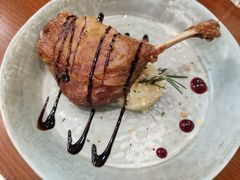 油封鸭腿配黄油土豆泥-CRAZYONES西班牙海鲜饭(上海美罗城店)