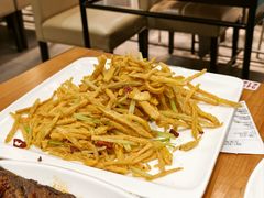 -莲餐厅·湖北菜·潜江小龙虾店(愚园路店)