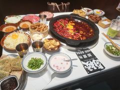 -卤校长老火锅(杨家坪直营店)