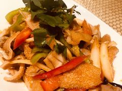 手撕羊肚-巴扎美食·新疆菜·西域歌舞表演餐厅(新疆大厦店)