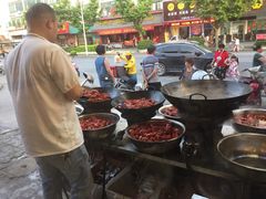 -鲁小三·大骨自助(金山总店)