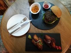 -HIGH FIVE哈福手工汉堡(桂林路店)