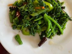 拌野菜-北京龙庆四季香农家饭庄·灶台鱼·碳烤虹鳟鱼(龙庆峡店)