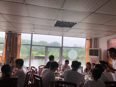 -荔枝红五号农庄