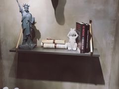 -HIGH FIVE哈福手工汉堡(桂林路店)