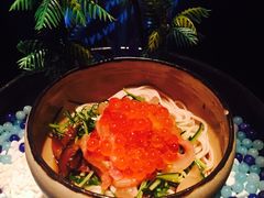 海胆三文鱼籽素面配温泉蛋-地球美食剧场