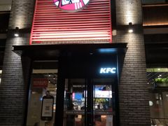 -百里峡七彩艺术小镇