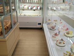 面包甜点陈列柜-好利来(桂林路店)