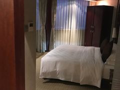 -上海尊茂酒店