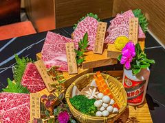 -山川小町·极番烧肉(新地假日广场店)