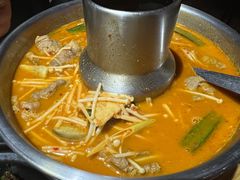 冬阴功肥牛汤-泰果东南亚餐厅(旭辉广场店)