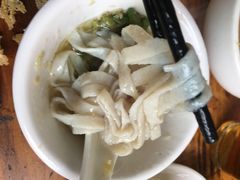 -章记正宗南岗鱼蛋火锅