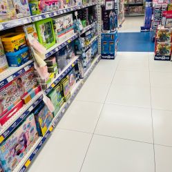 -玩具反斗城(王府井购物中心店)