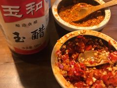 -矮子粉店1985·长沙米粉(湘春路店)