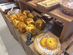 -沁屋面包店(人民东路店)