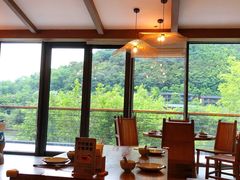 -芳草地度假酒店·野炉中餐厅
