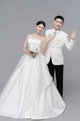 -雅云婚纱摄影工作室旗舰店