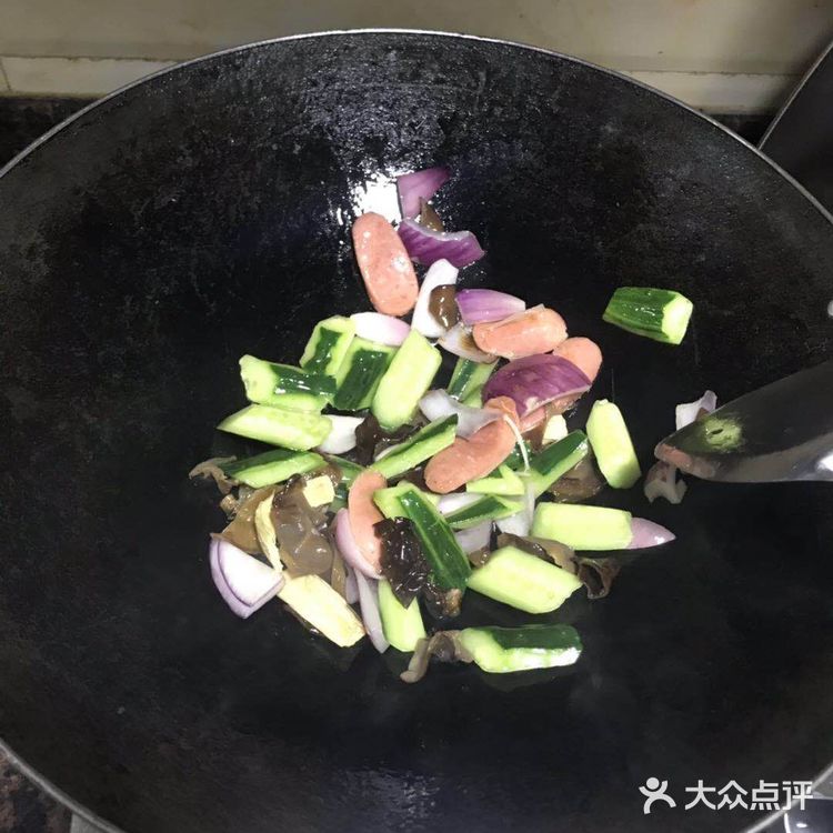 喜欢什么下什么-配料丰富多彩的家常菜