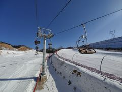 -采薇庄园四季滑雪场