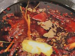 -黄潇洒老火锅(九眼桥宏济巷店)