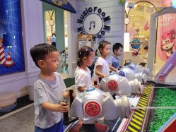 -奈尔宝家庭中心·亲子餐厅(华采天地店)