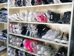 -奥特洗福莱干洗、皮具护理店(铜川路店)