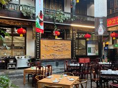 -蔼若春.传承三十年云南菜(金碧公园店)